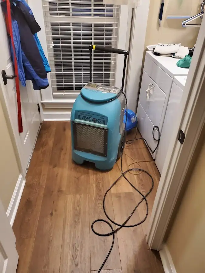 Commercial dehumidifier deployed for Flood Damage Cleanup in Lake Zurich